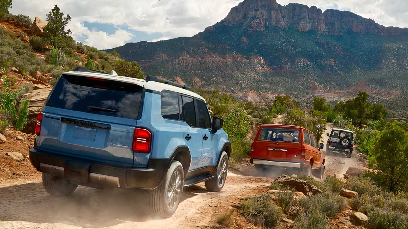 Toyota Land Cruiser generations rear 3/4