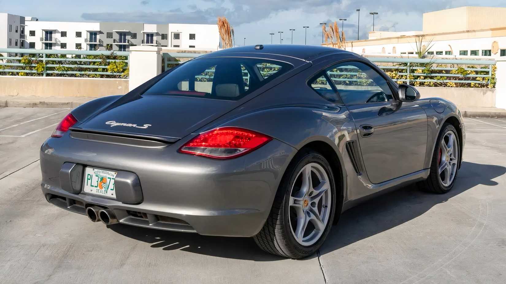 2010 Porsche Cayman S rear 3/4