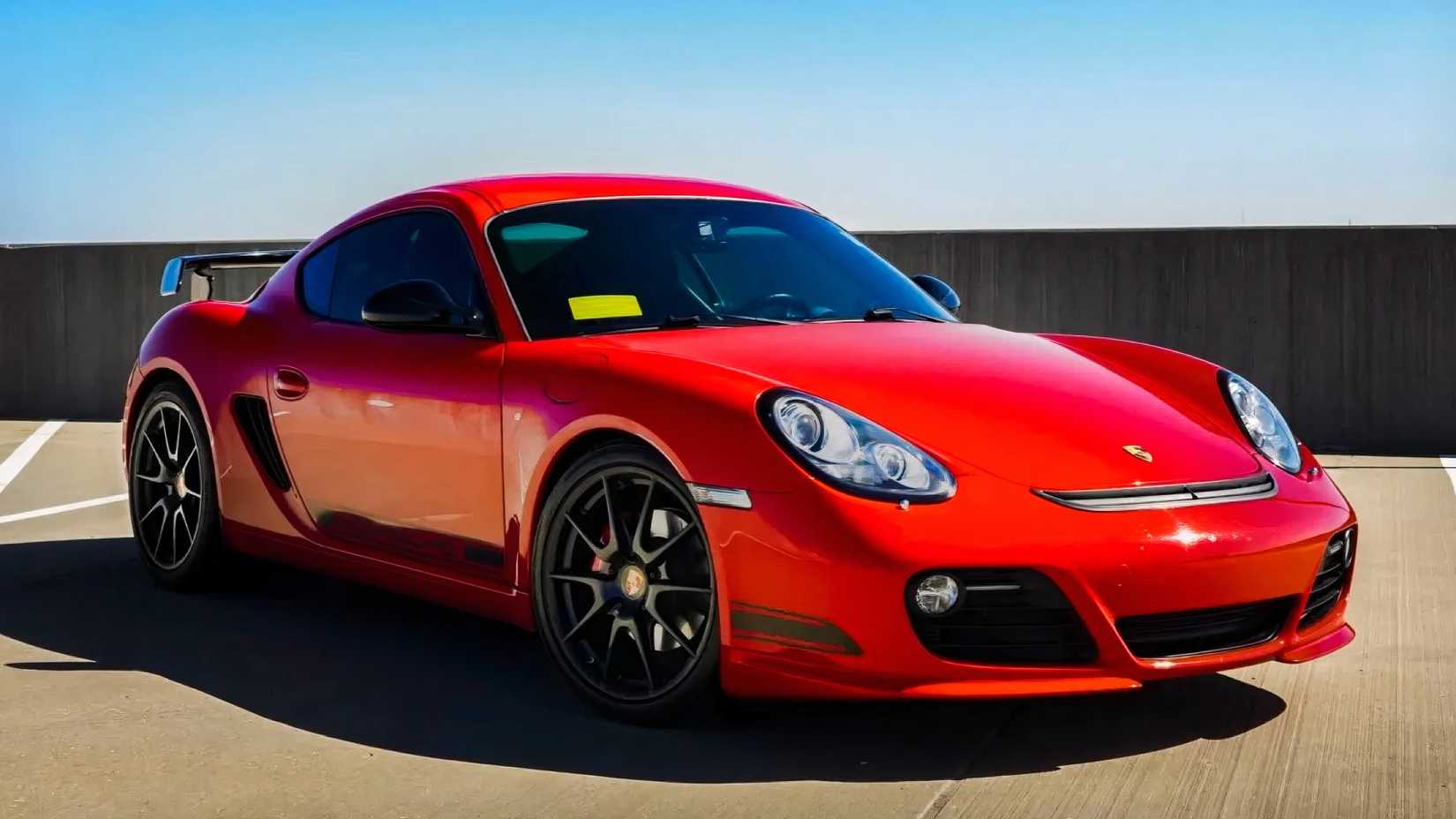 2012 Porsche Cayman R front 3/4