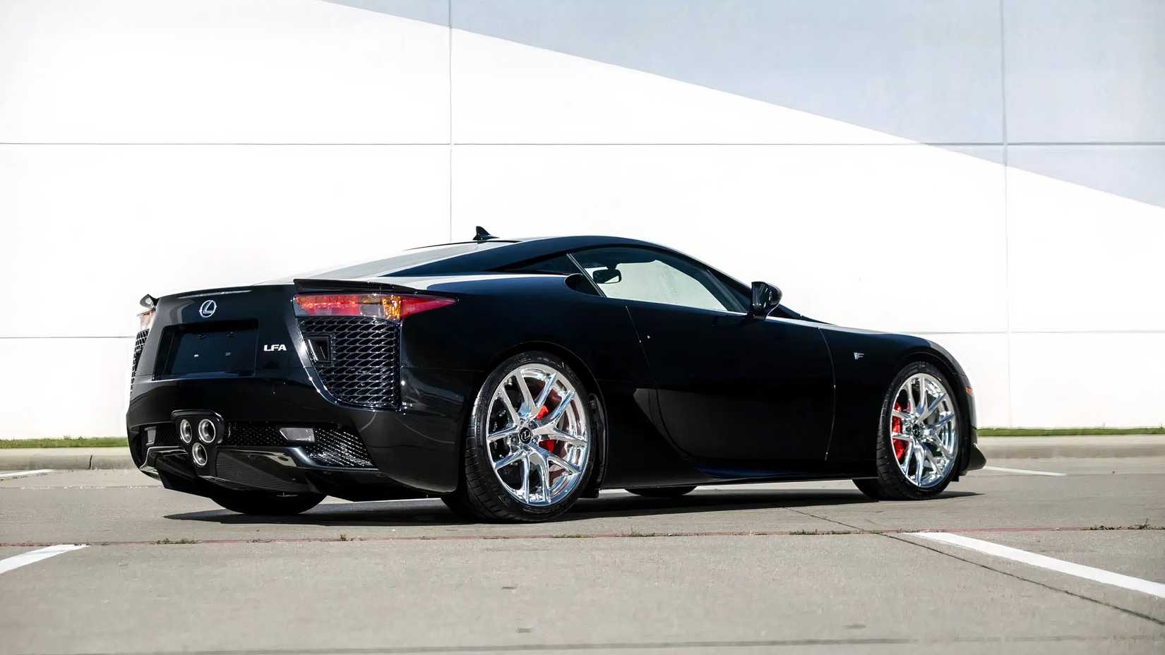 Lexus LFA rear 3/4 shot
