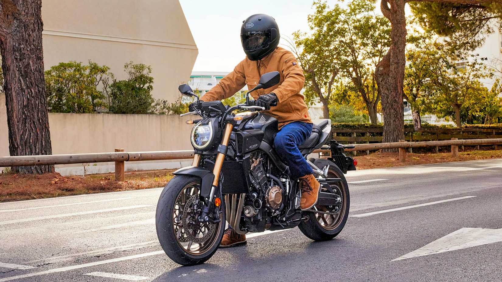 Rider on a 2026 Honda CB650R E-Clutch