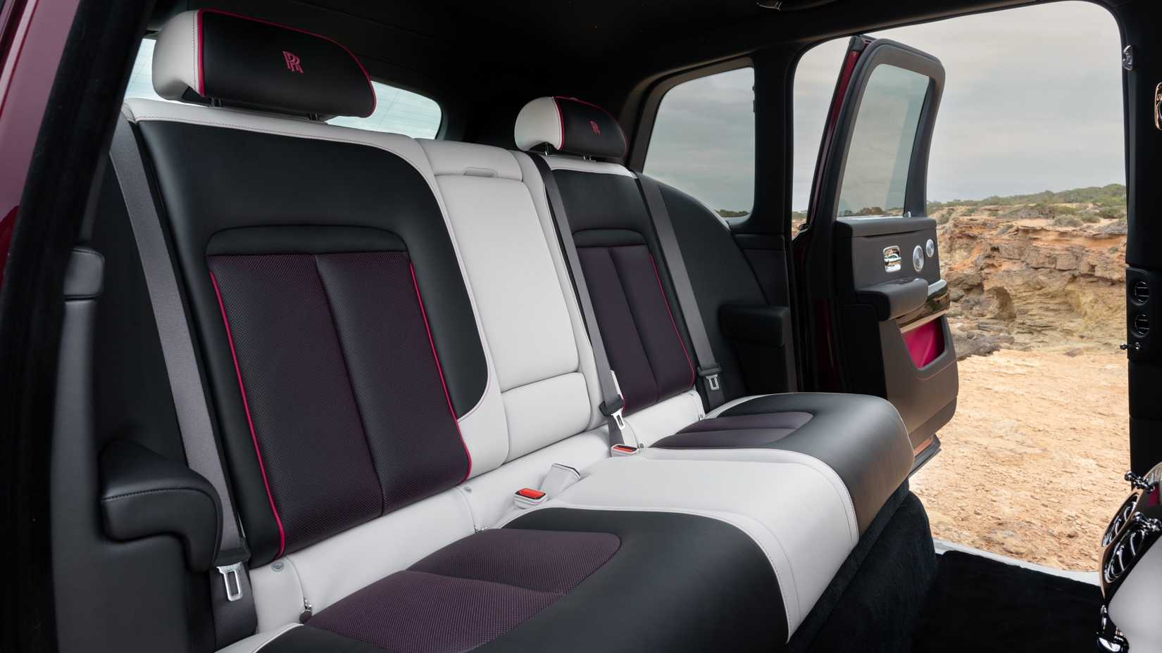 Rolls-Royce Cullinan rear seats
