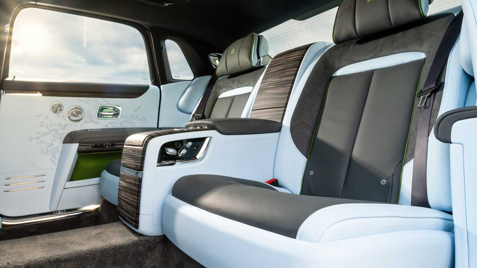 Rolls-Royce Ghost Extended rear seats-1