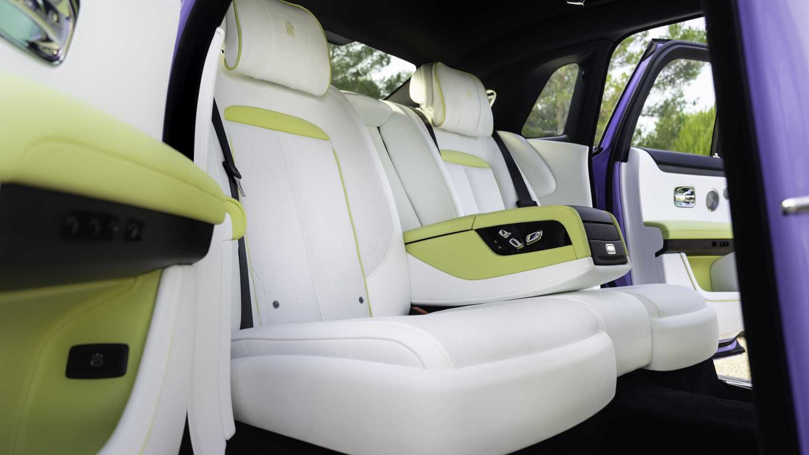 Rolls-Royce Ghost rear seats