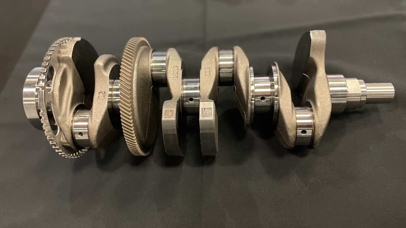 stellantis-20l-hurricane-4-cylinder-turbo-crankshaft