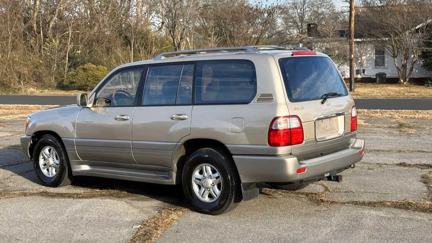 2000 Lexus LX 470