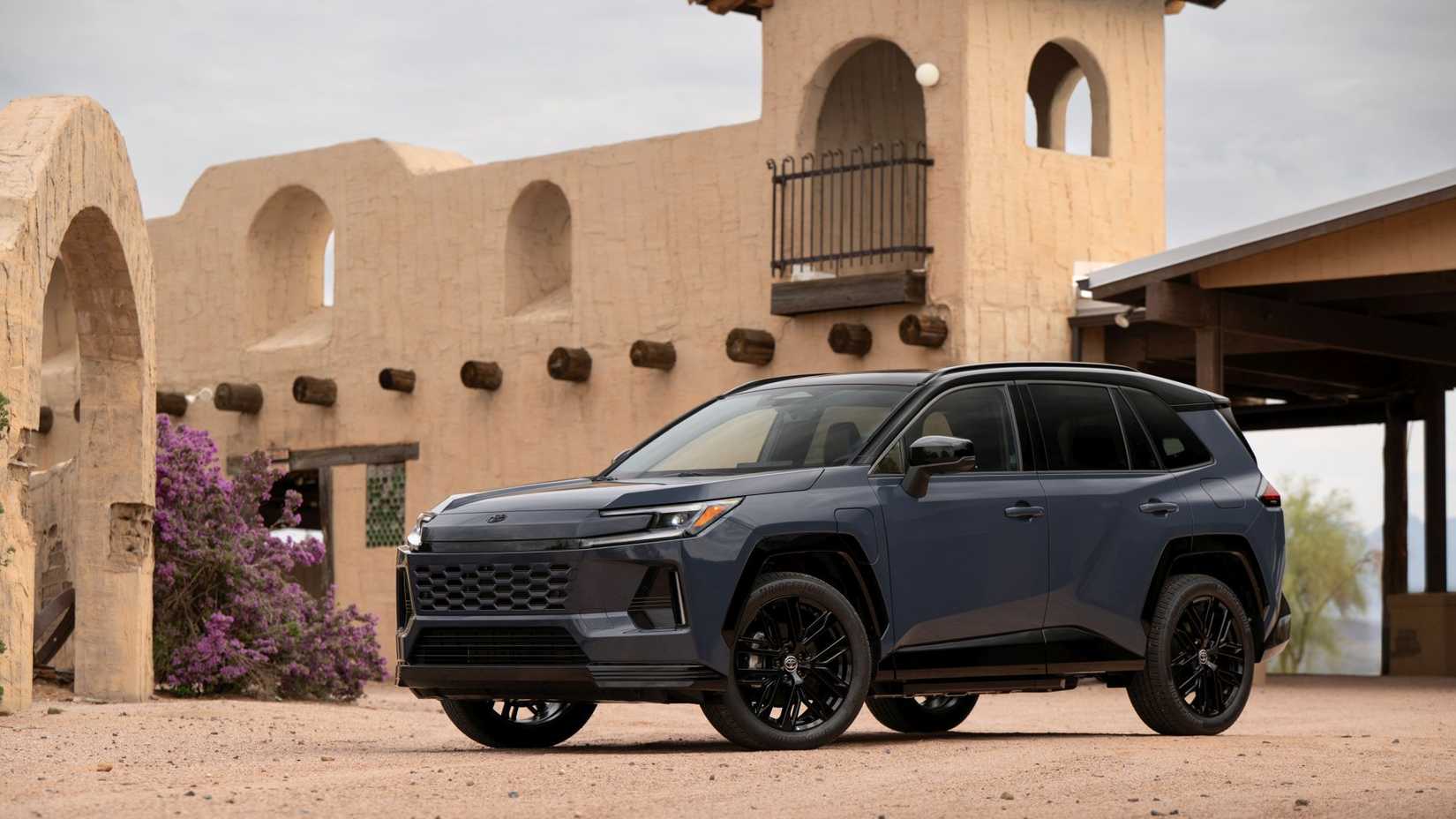 Toyota RAV4 PHEV dianteiro 3/4