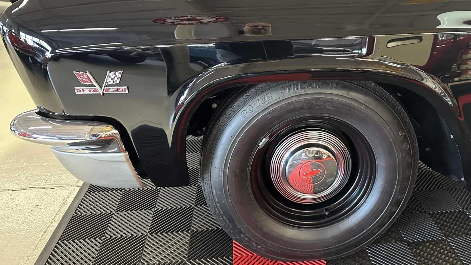 1966 Chevrolet Biscayne Two-Door Sedan L72 4-Speed badge 