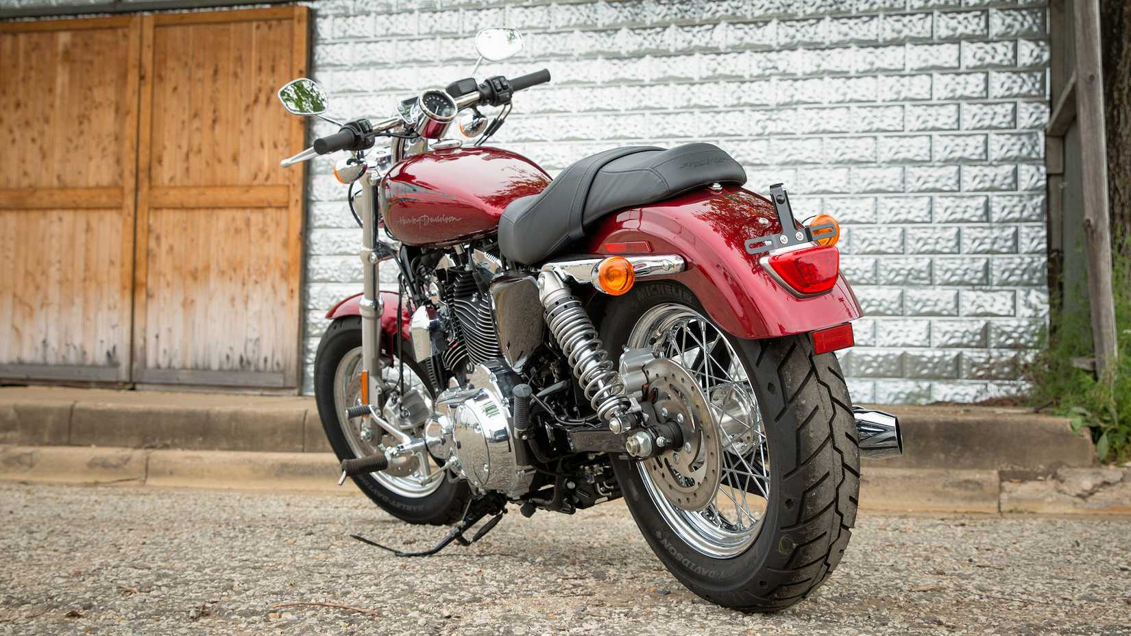 2016 Harley-Davidson Sportster 1200 Custom estática traseira traseira