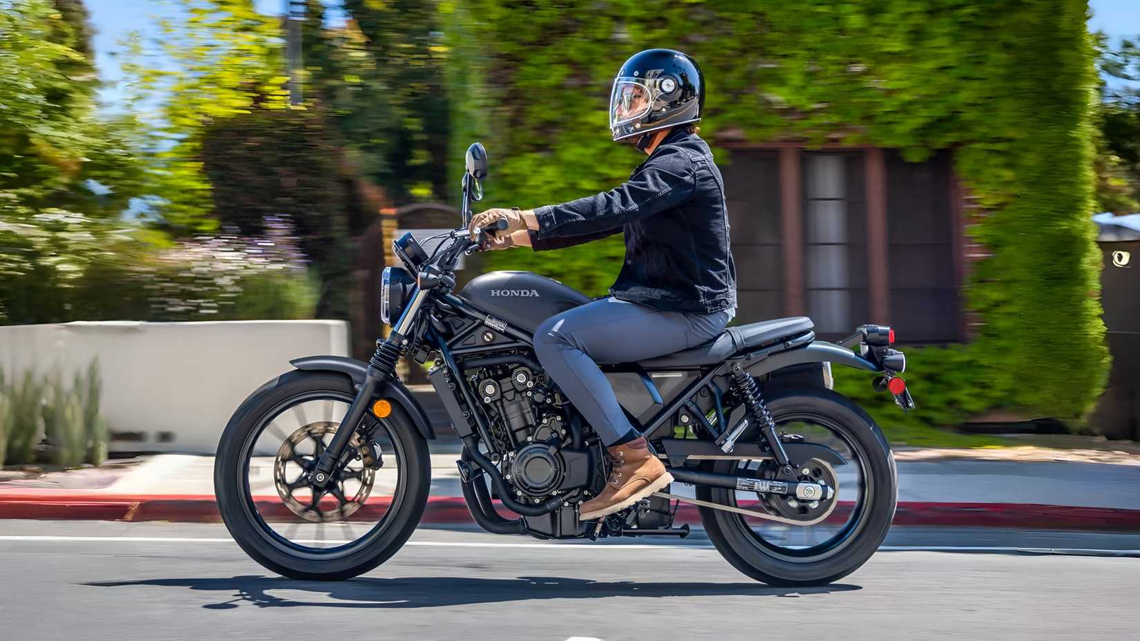 2026 Honda SCL500 in black side profile view