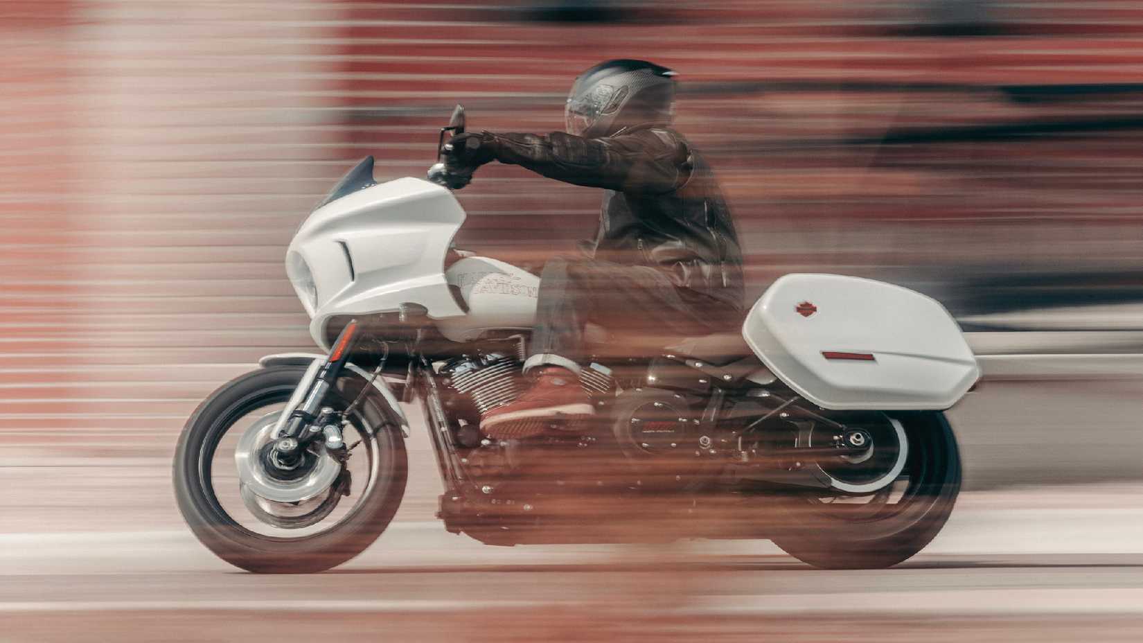 2026 Harley-Davidson Low Rider ST dynamic