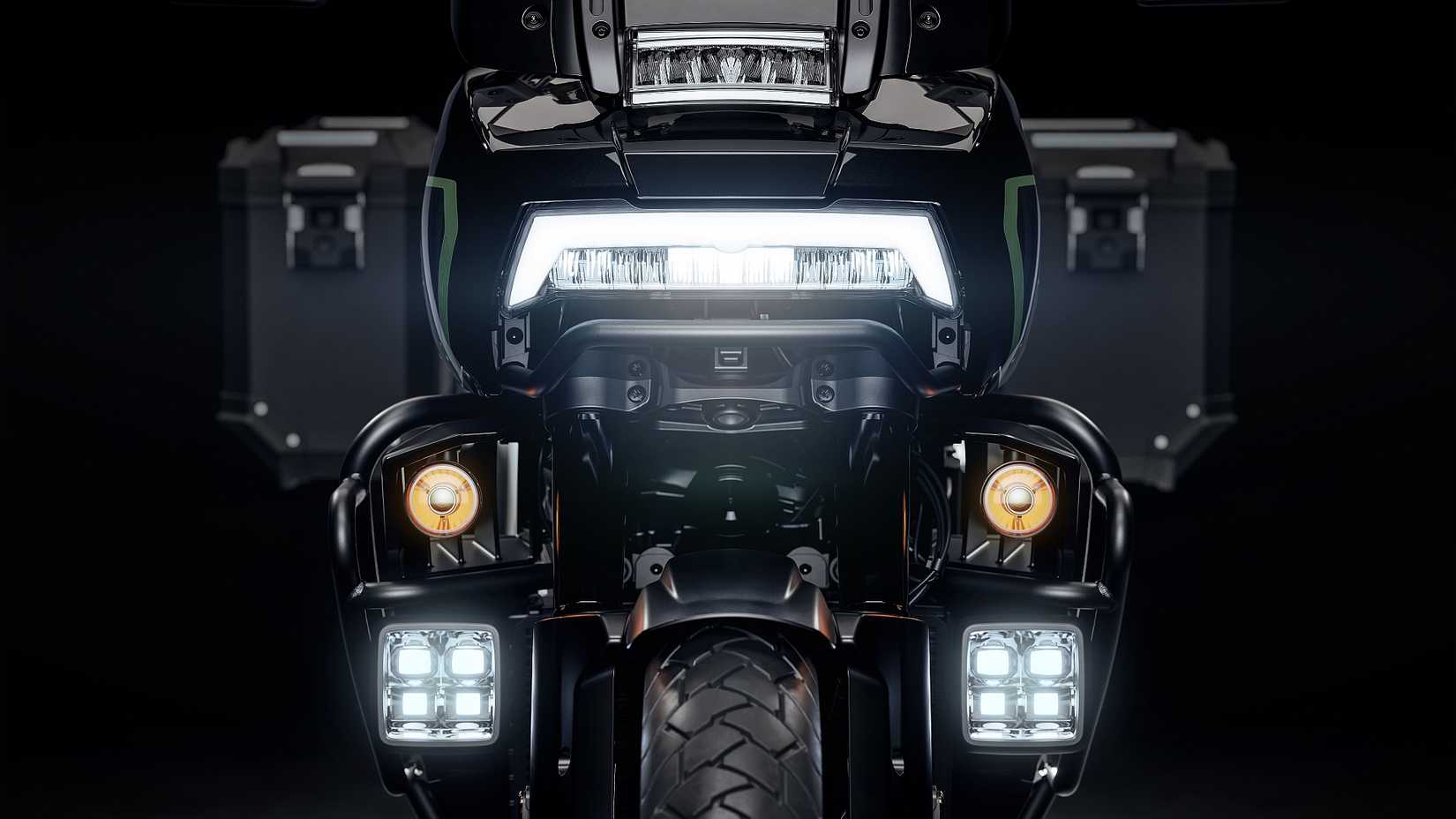 Iluminação auxiliar Harley-Davidson Pan America 1250 Limited 2026