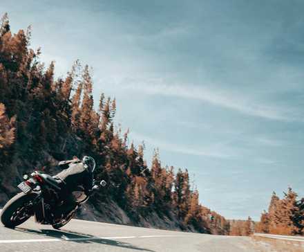 2026 Harley-Davidson Pan America ST dinâmica traseira