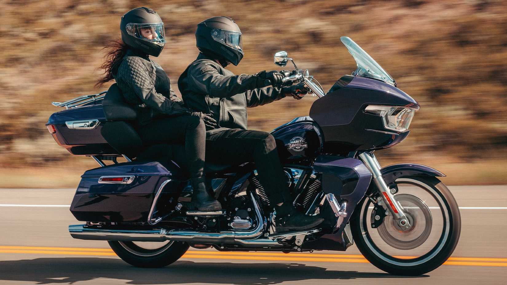 2026 Harley-Davidson Road Glide Limited With Pillion