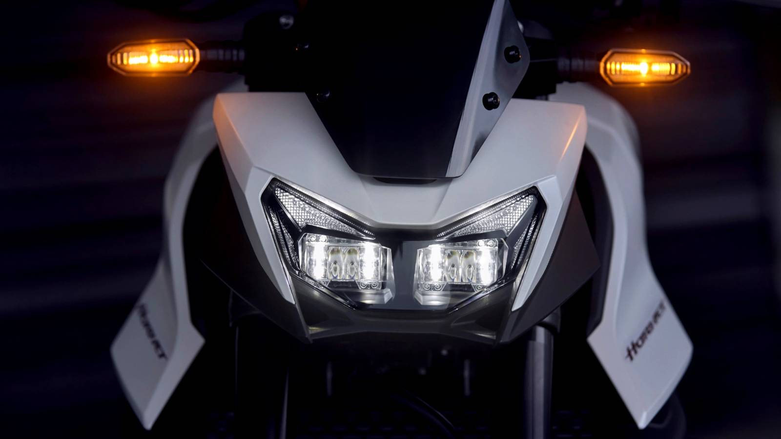 The Naked Motorcycle That Quietly Becomes The Perfect Daily Ride