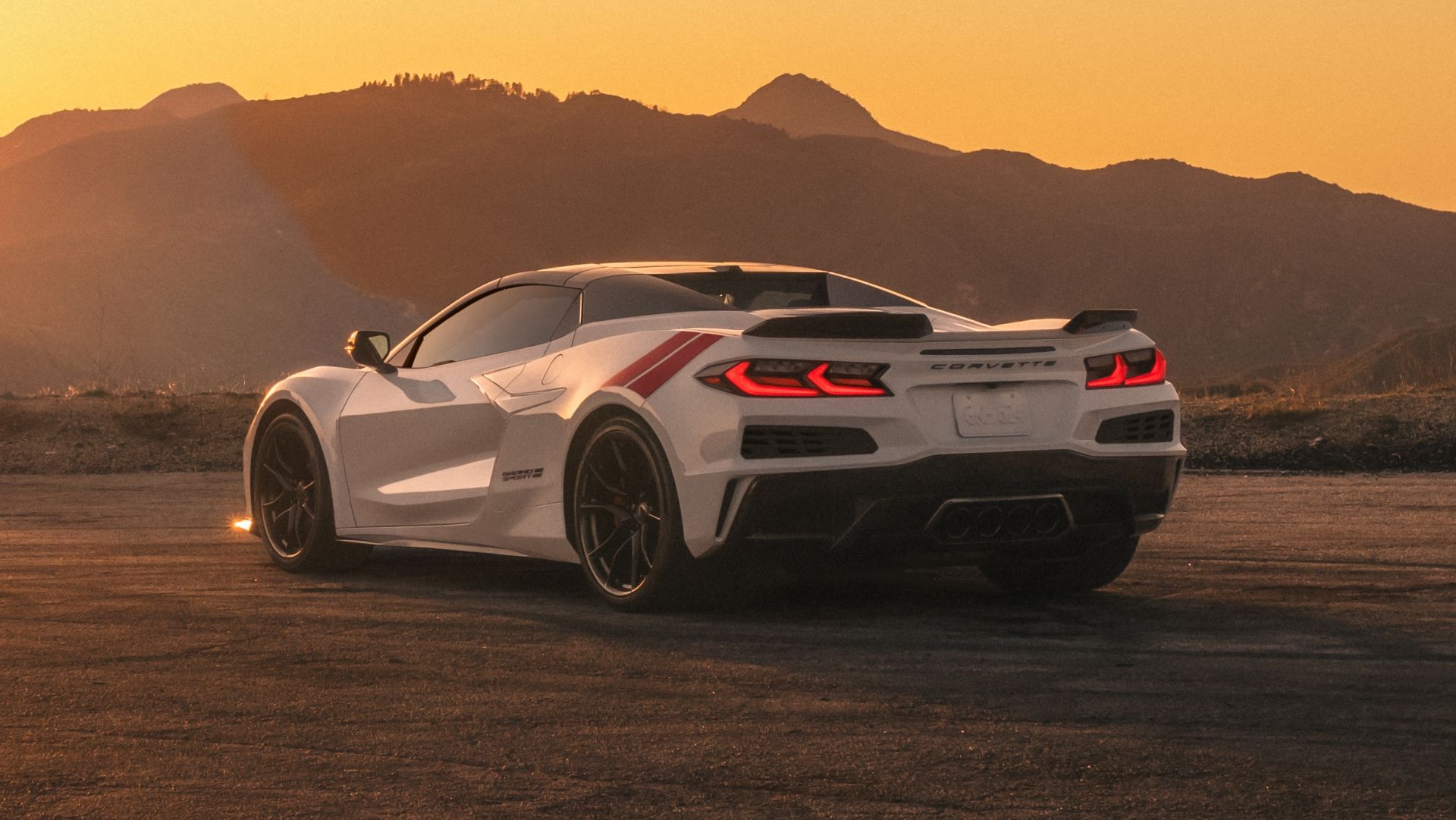 2027 Chevrolet Corvette Grand Sport Revealed With New V-8