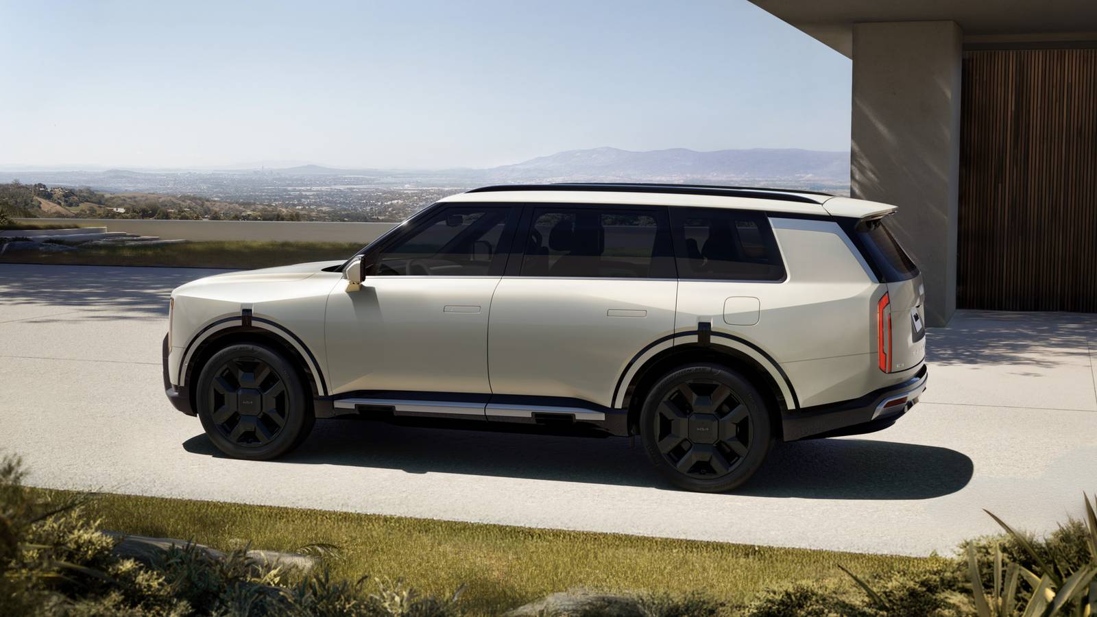 The Family SUV That Makes Luxury Brands Hard To Justify