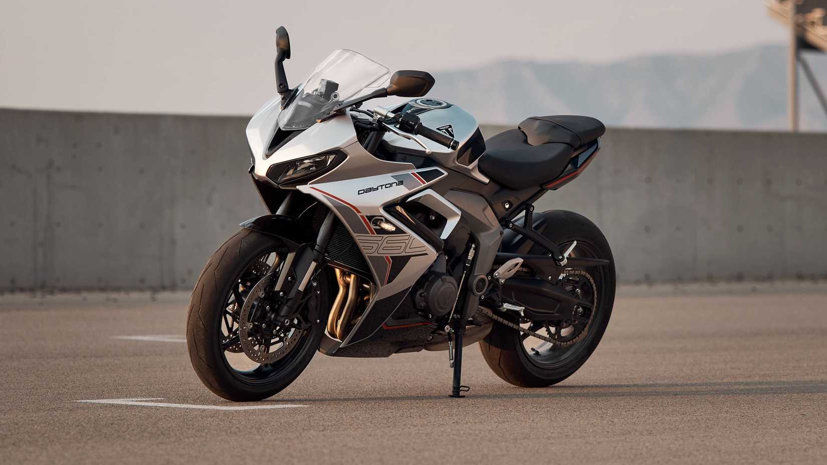 2026 Triumph Daytona 660 Cinza Completo