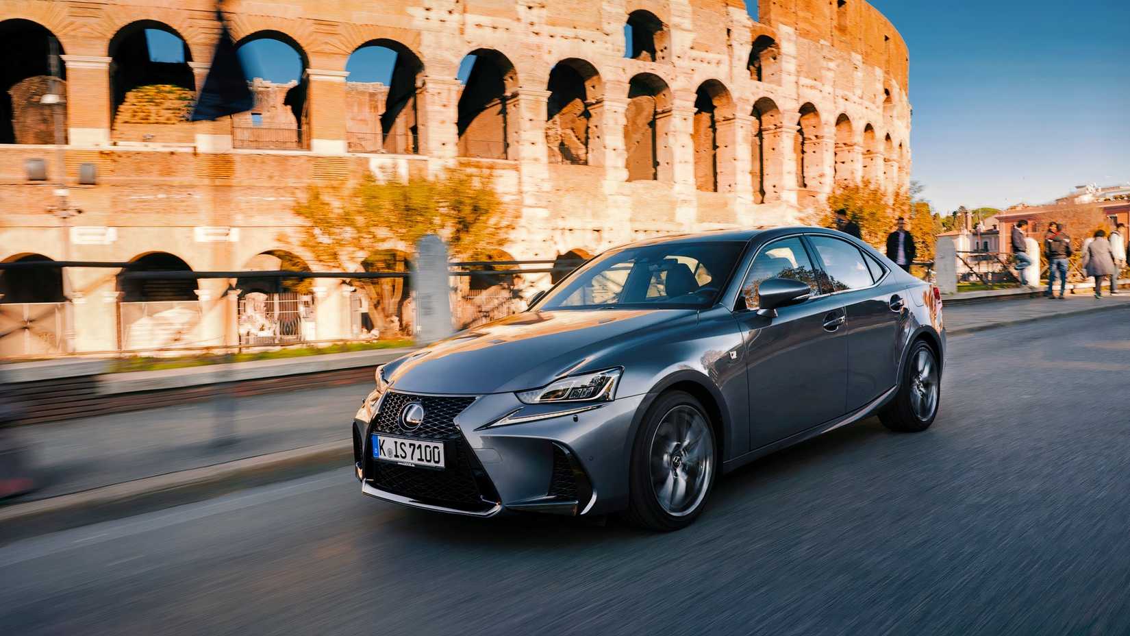 Foto de direção 2017-lexus-is-200