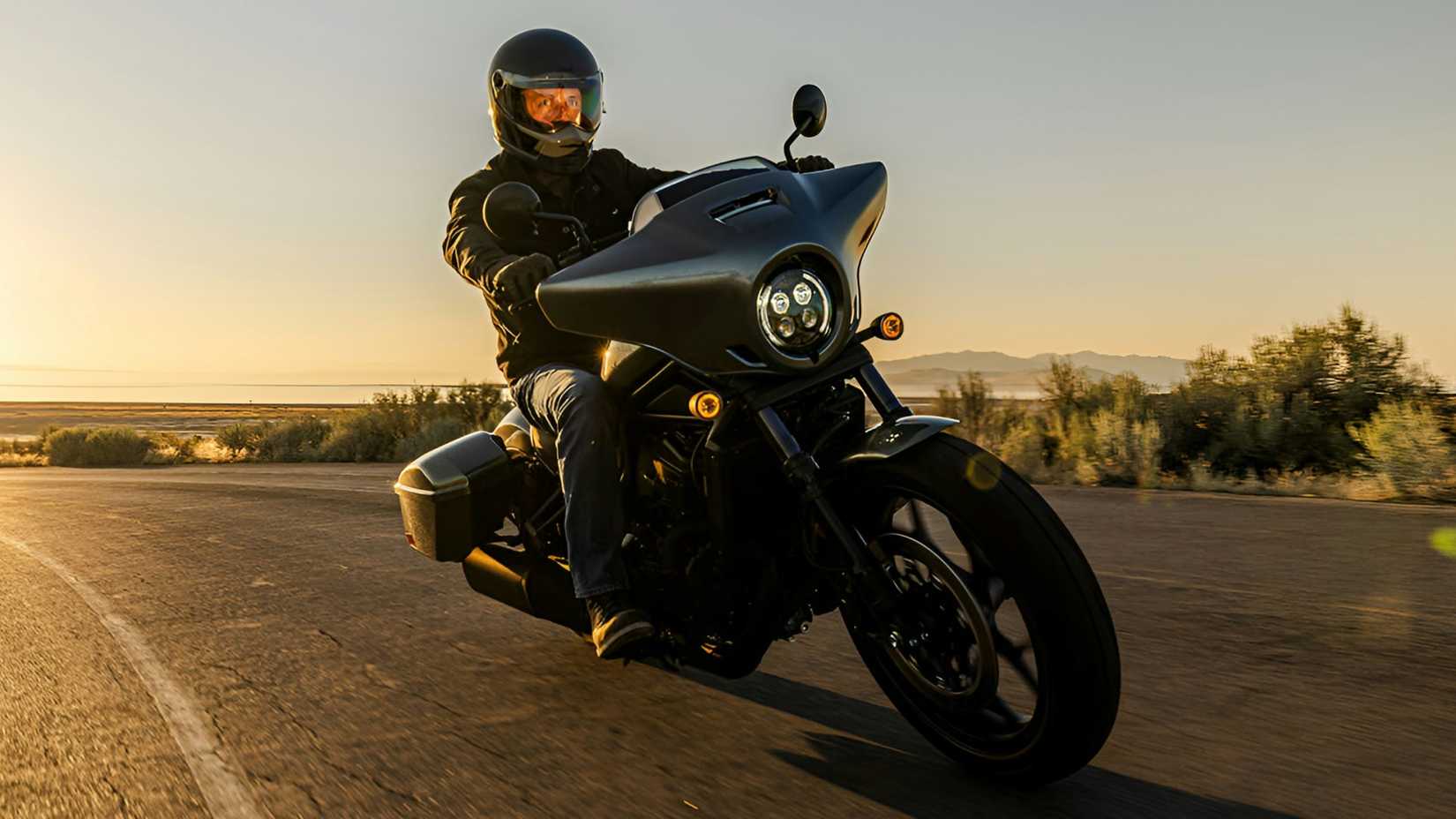 2026 Honda Rebel 1100T foto cinematográfica em curva