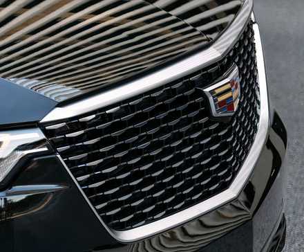 2022 Cadillac XT6 front end