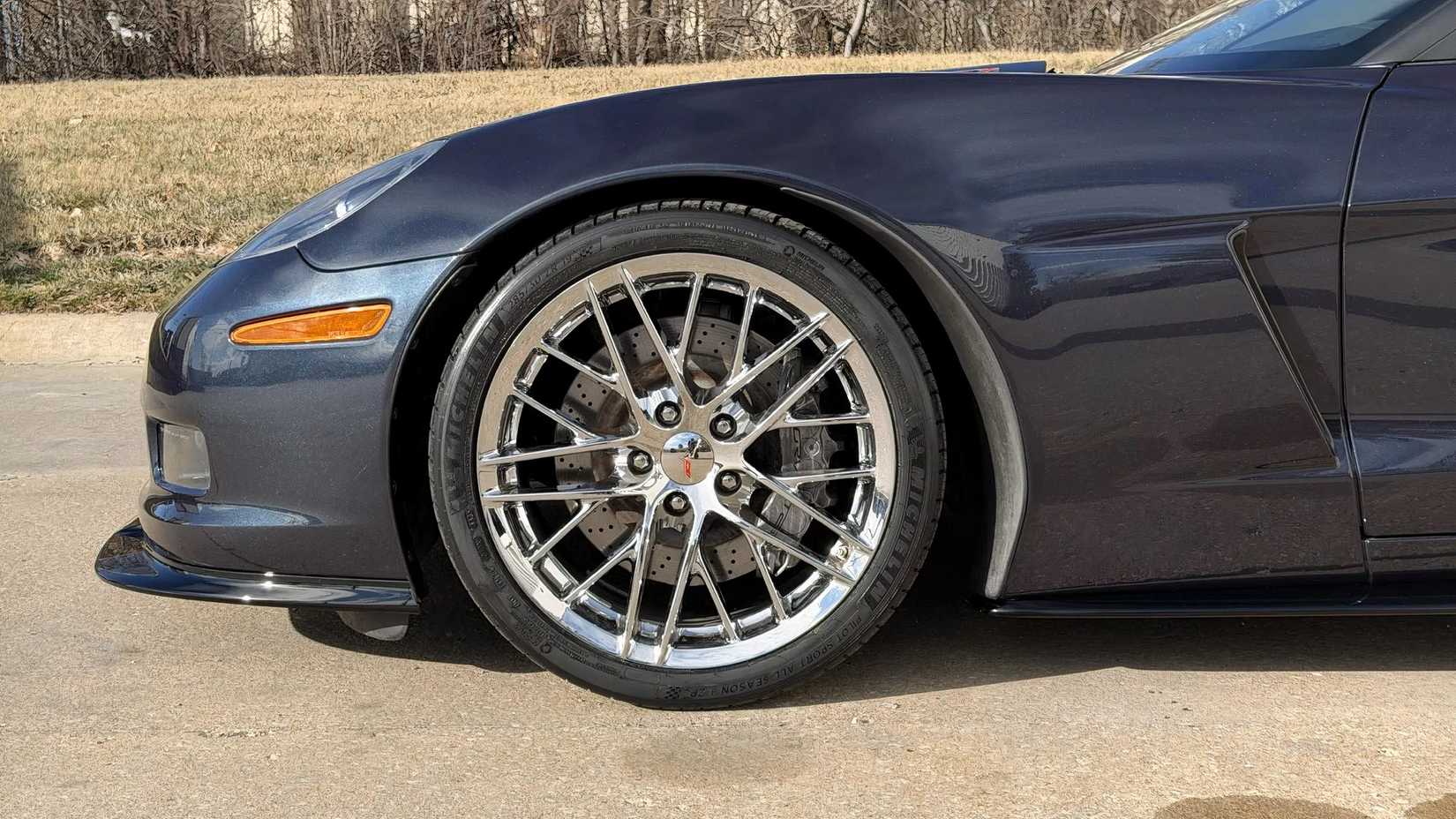 2013 Chevrolet Corvette front end shot