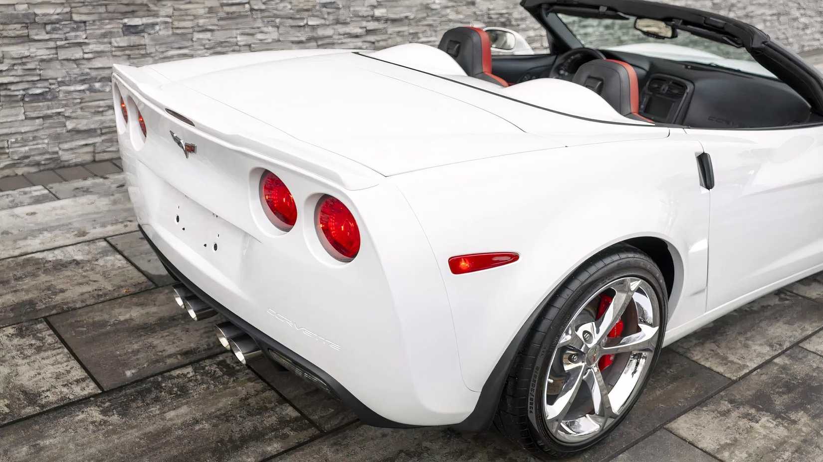 2012 Chevrolet Corvette C6 rear end