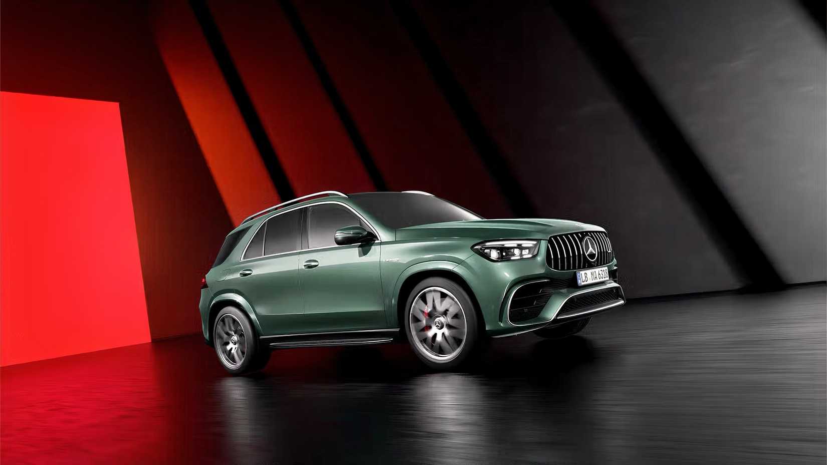 2026 Mercedes-AMG GLE 63 SUV side 3/4