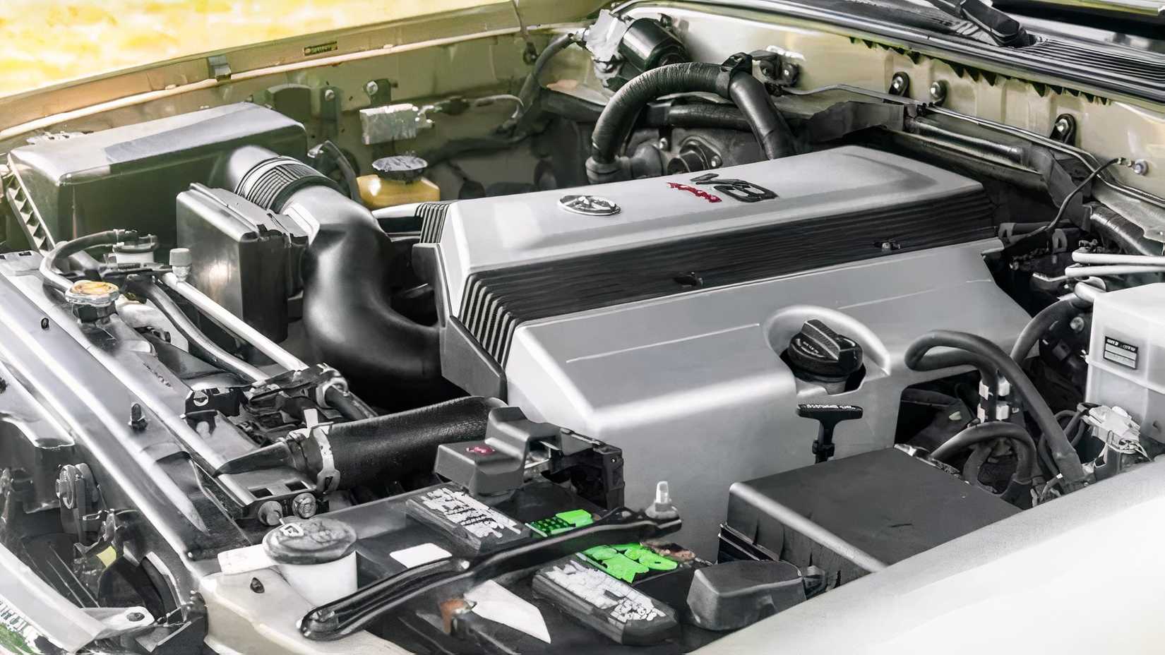2007 Toyota Land Cruiser 100 Series engine bay
