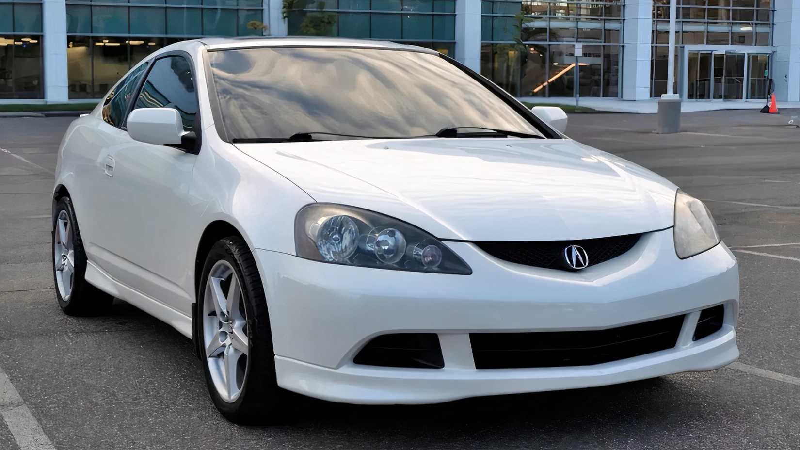 2005 Acura RSX Type-S front 3/4