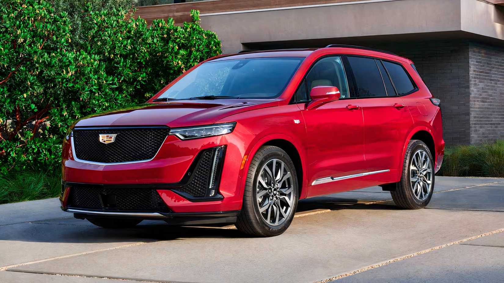 2022 Cadillac XT6 front 3/4