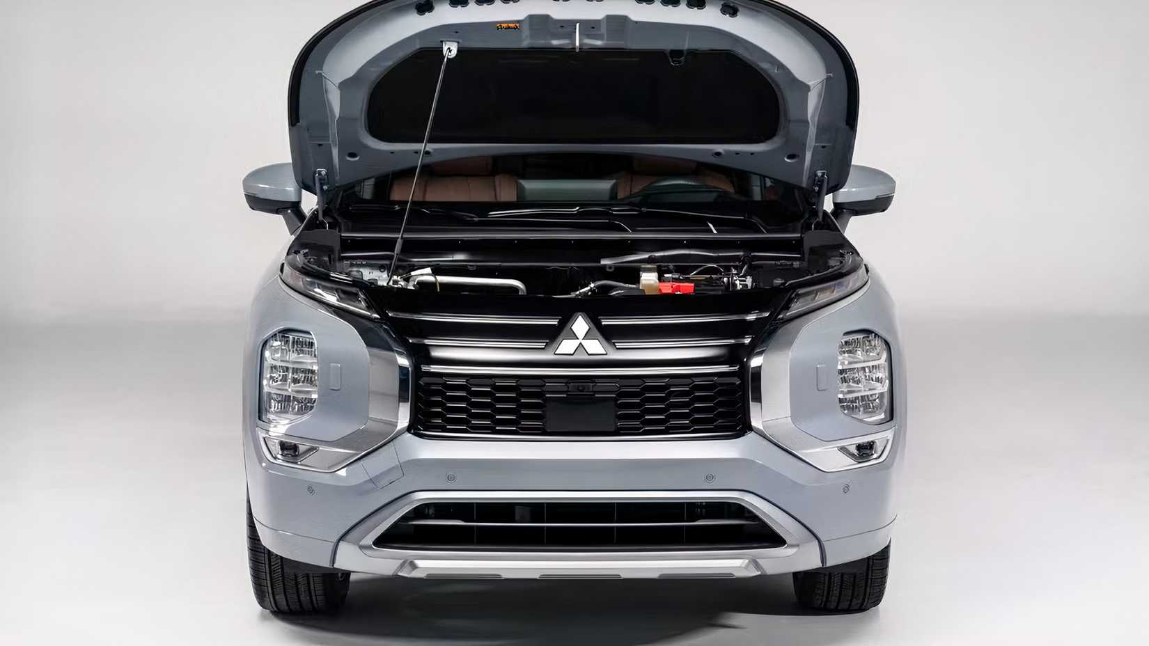 Front shot of a 2026 Mitsubishi Outlander with hood up
