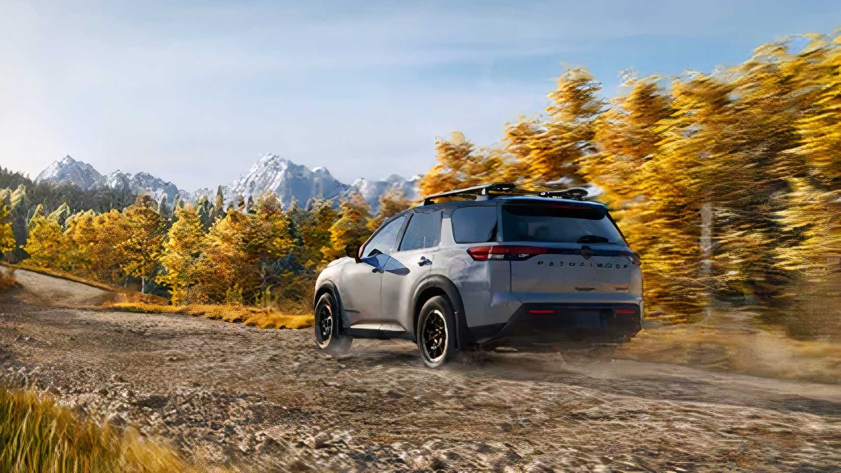 2026 Nissan Pathfinder rear 3/4 action