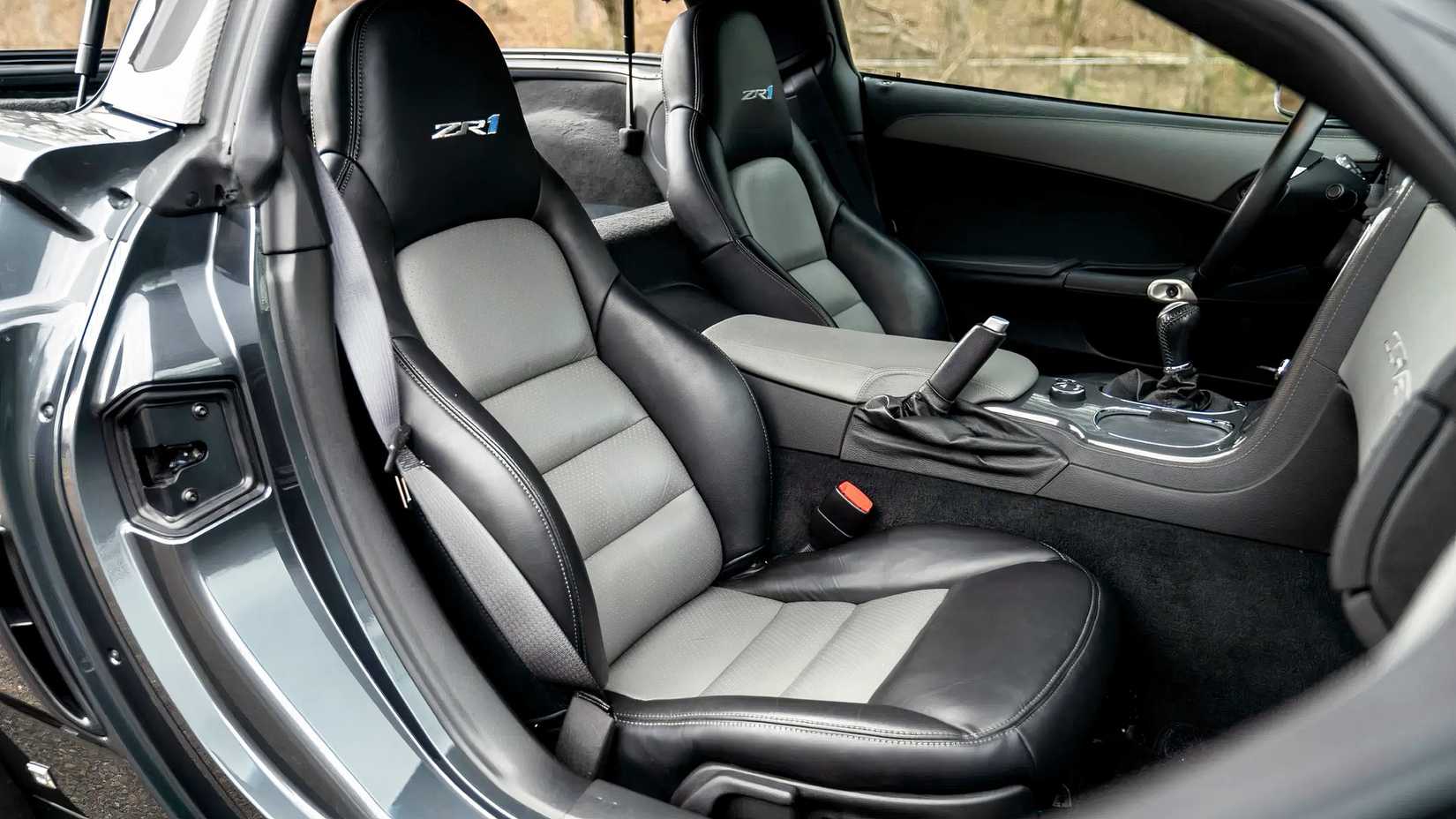 2009 Chevrolet Corvette ZR1 interior