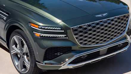 2026 Genesis GV80 front end