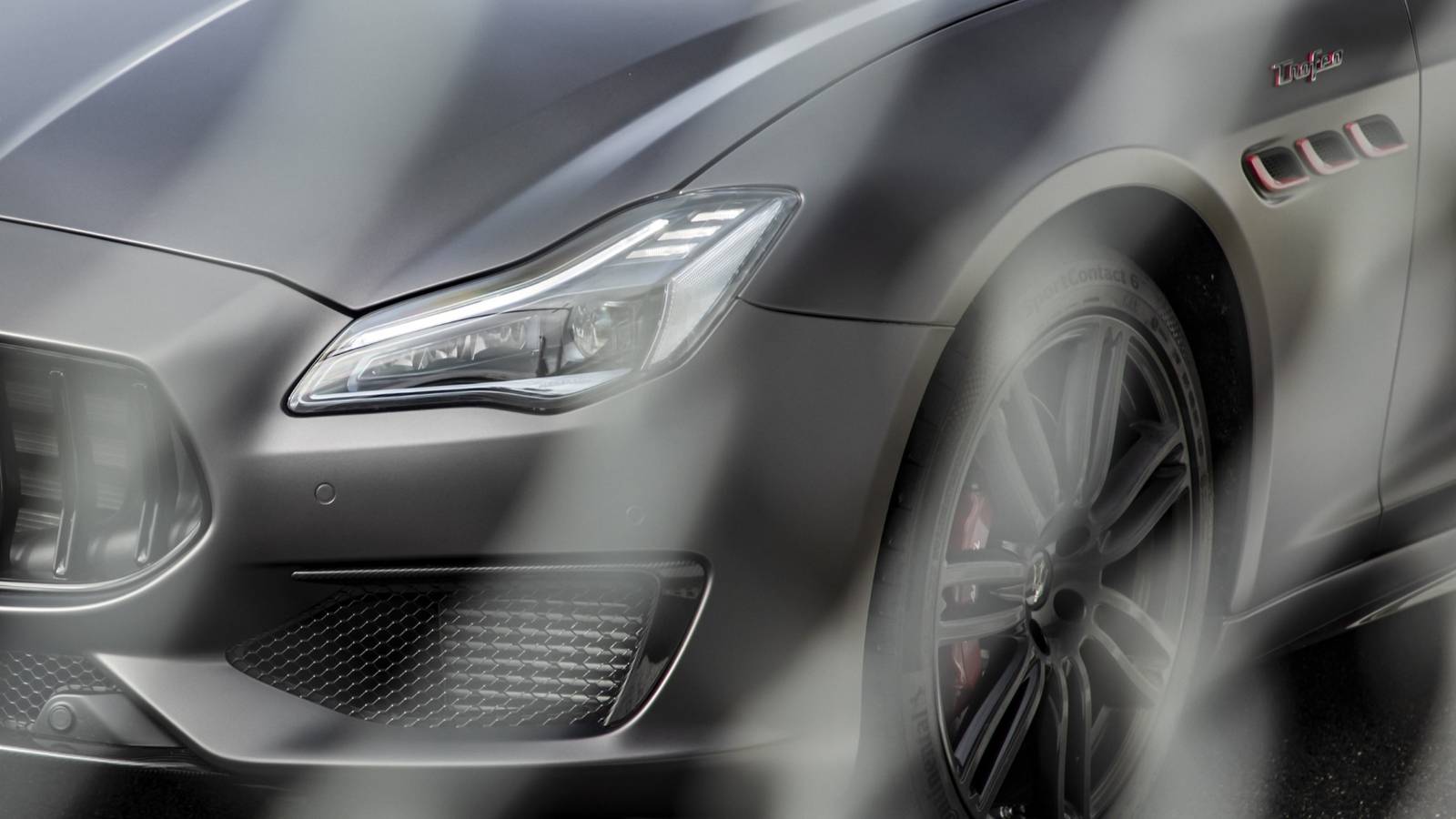 The Underrated Italian Sedan That’ll Have You Feeling Like A Bond Villain