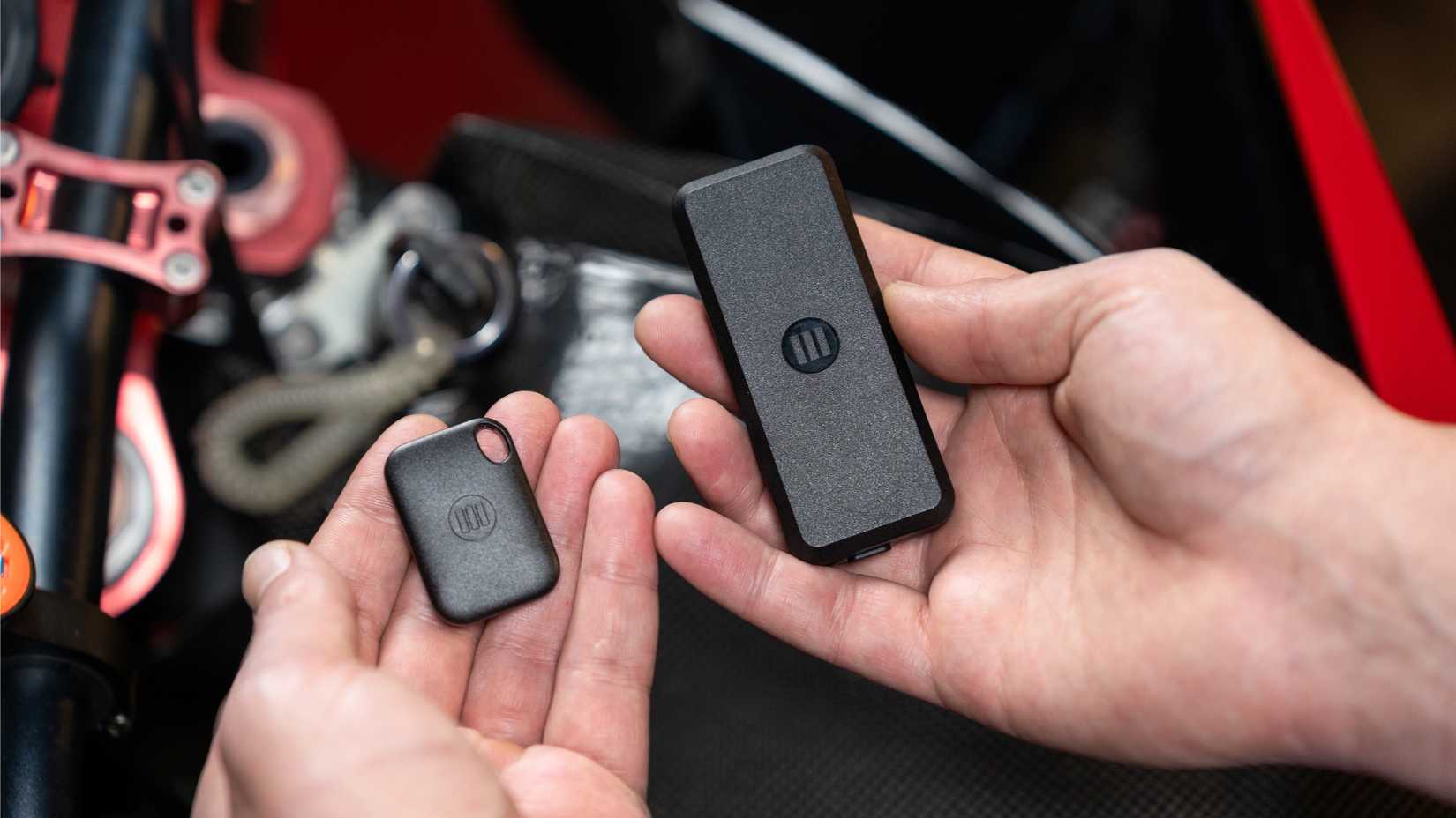 Monimoto 9 GPS Tracker com seu chaveiro