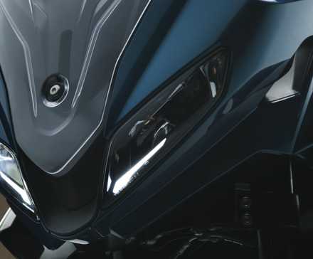 Close-up do conjunto do farol Triumph Tiger Sport 660 2026