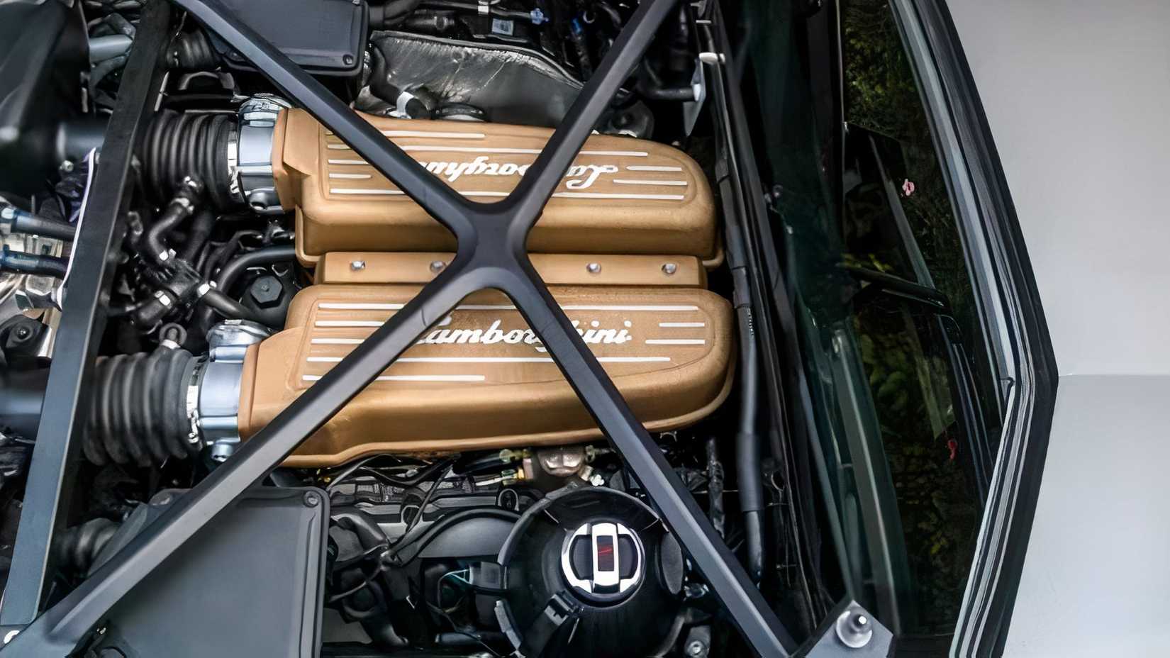 Lamborghini Huracan STO