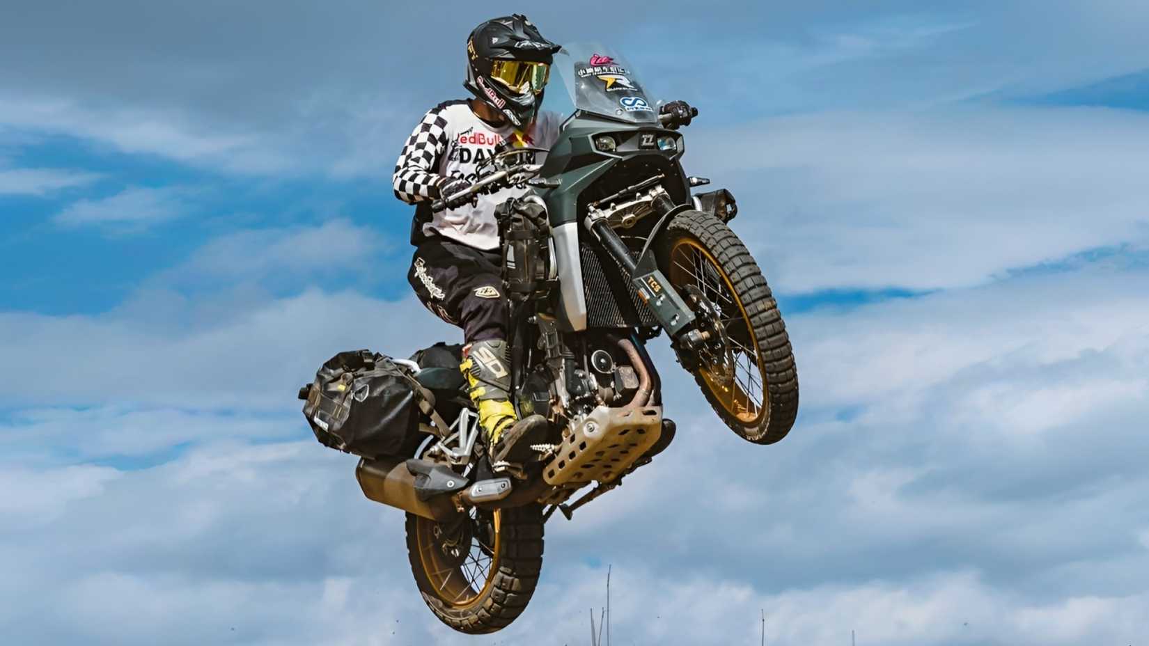 Kove 800X Pro taking flight