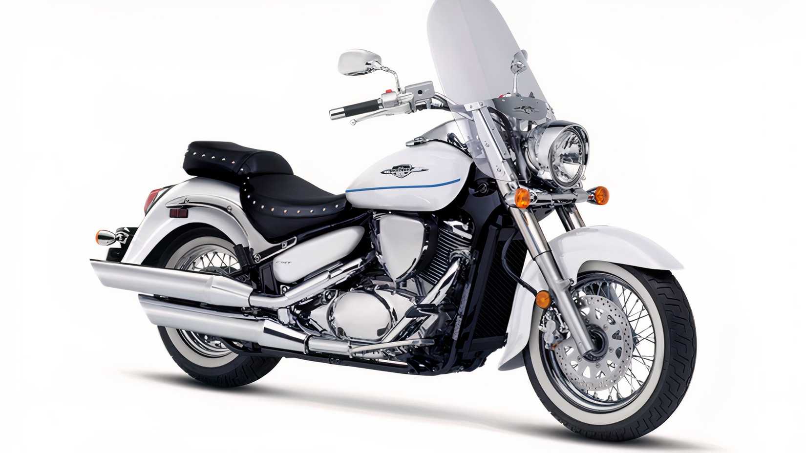 Suzuki Boulevard C50T Special front 3/4 shot