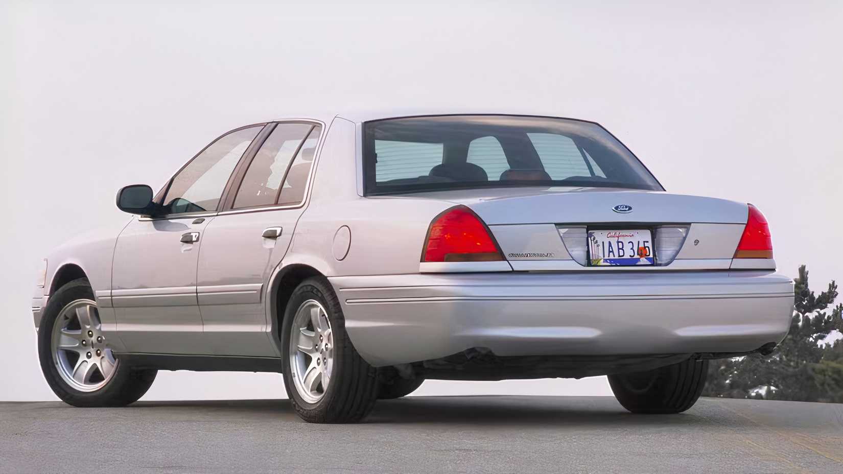 Gray 2002 Ford Crown Victoria Rear 3/4 Pose