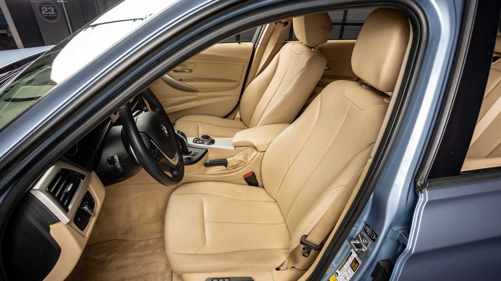 2014 BMW 328d xDrive Wagon (13)