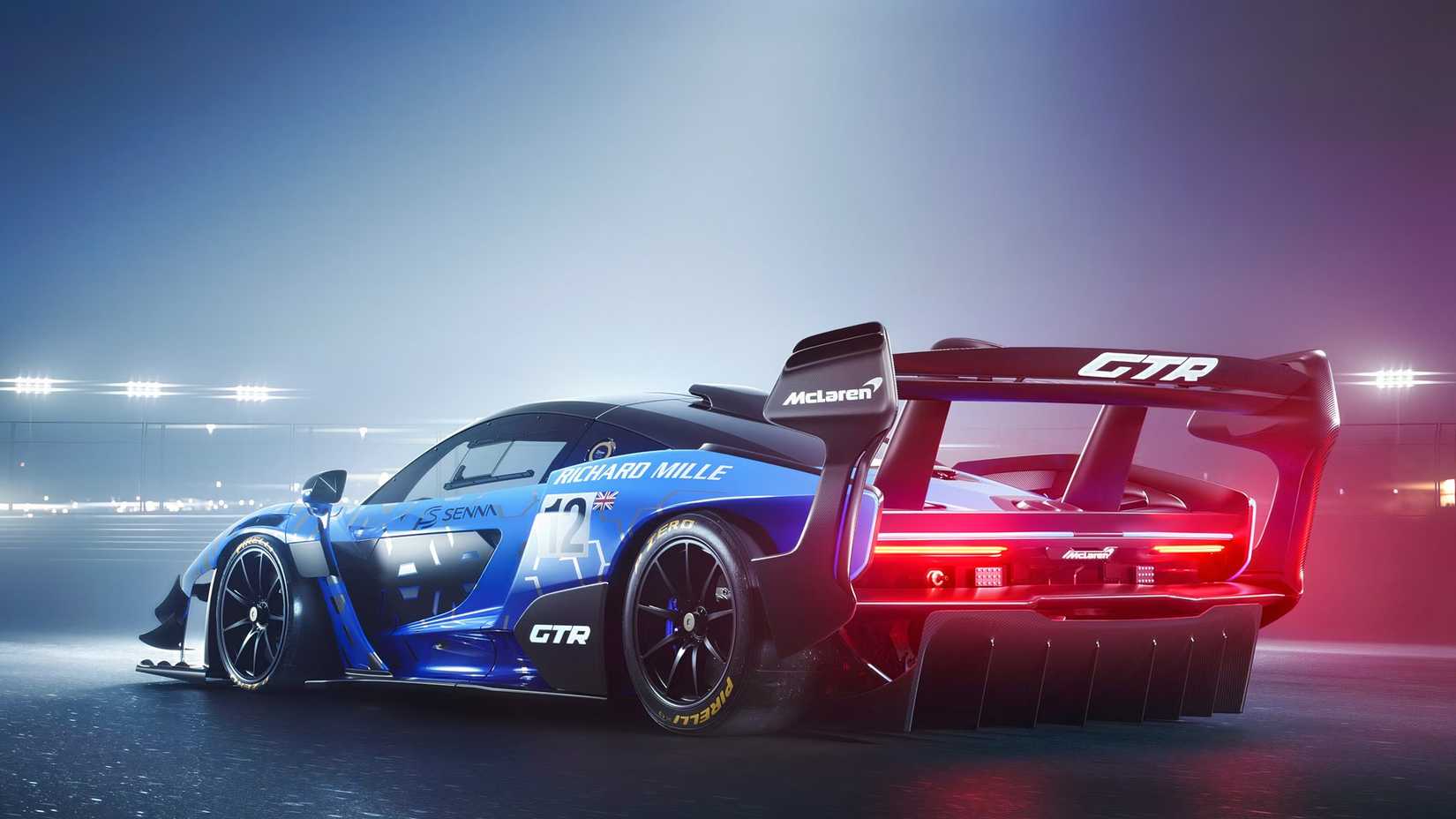 2020 McLaren Senna GTR traseiro 3/4