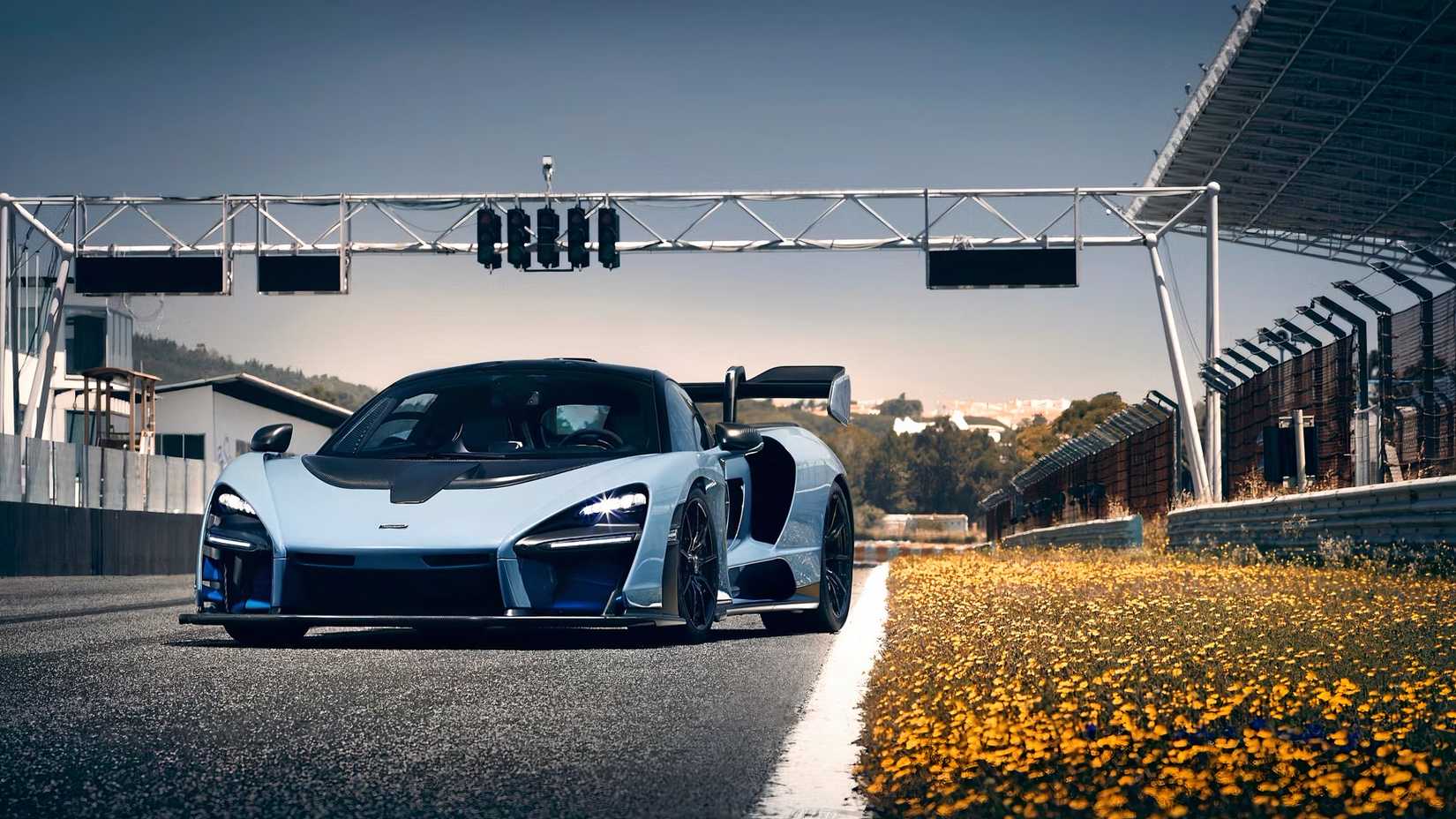 Pista da McLaren Senna 2020 posada