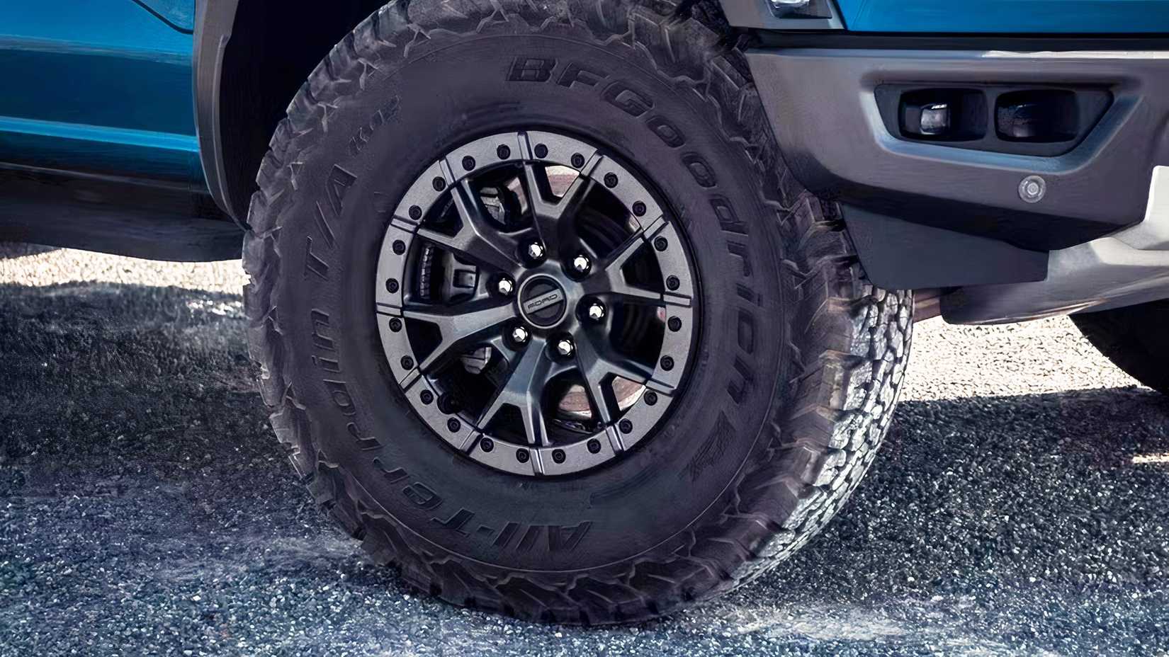 Pneu Ford F-150 Raptor 2021