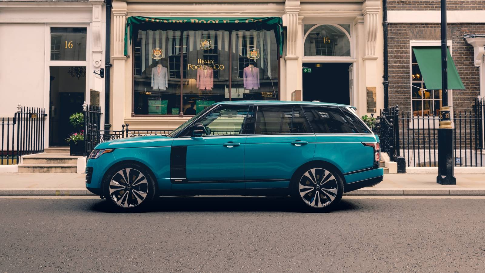 The Used Luxury SUV That’s Now Half The Price And Still Worth It