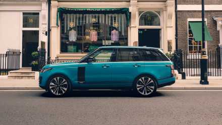 2021 Range Rover profile