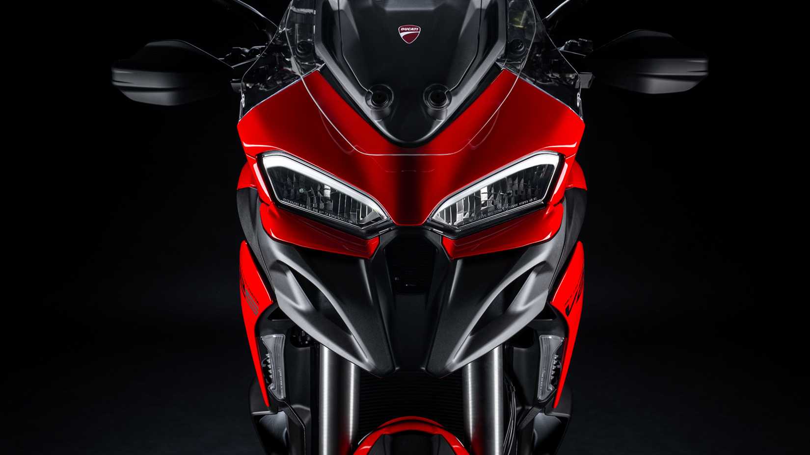 Uma foto detalhada do front-end da Ducati Multistrada V2 S 2026