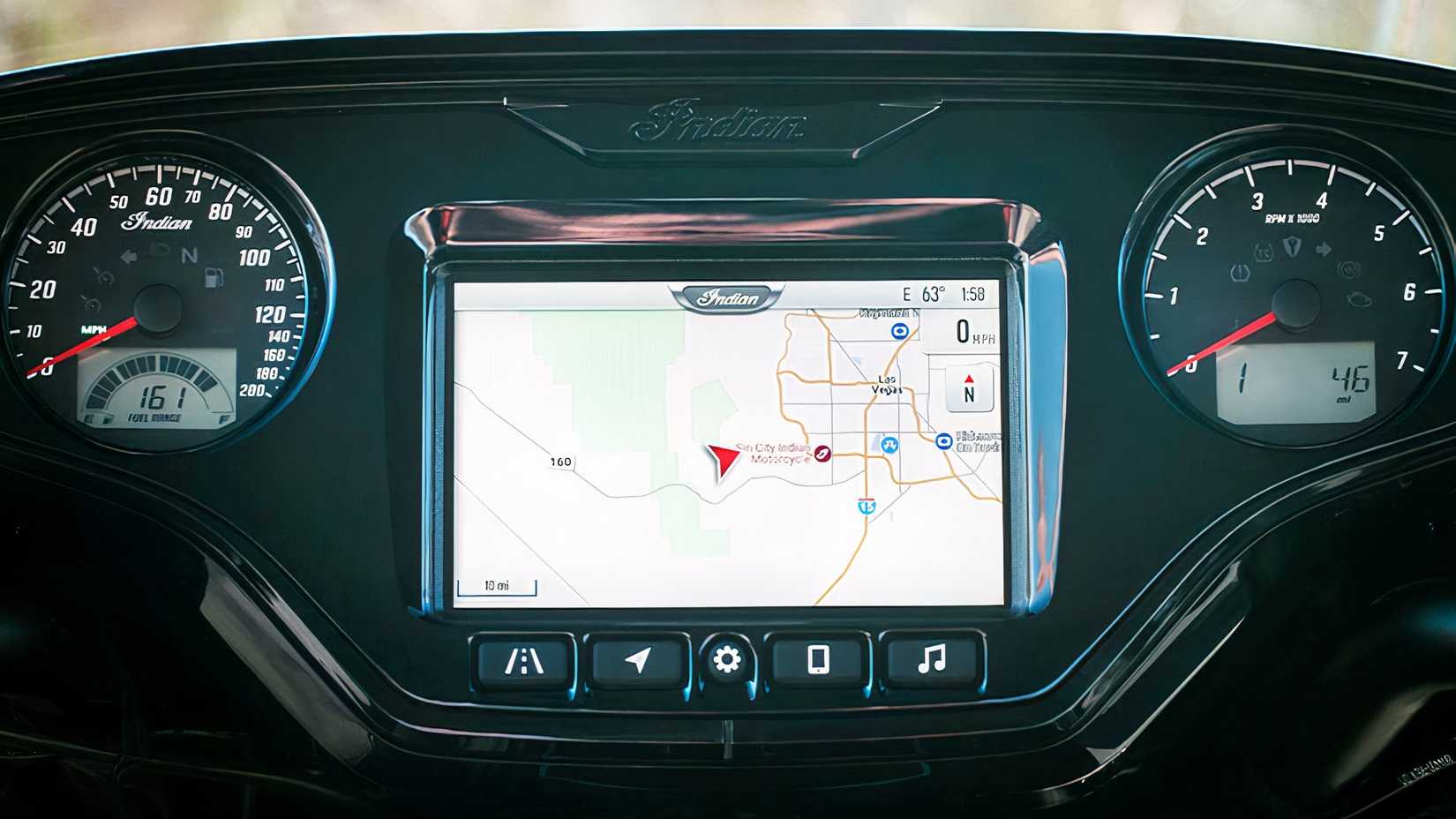 A shot of the 2026 Indian Chieftain Powerplus 112's instrumentation